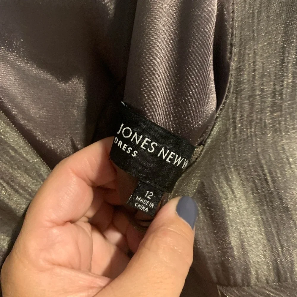 Dress - Picture 4 of 4